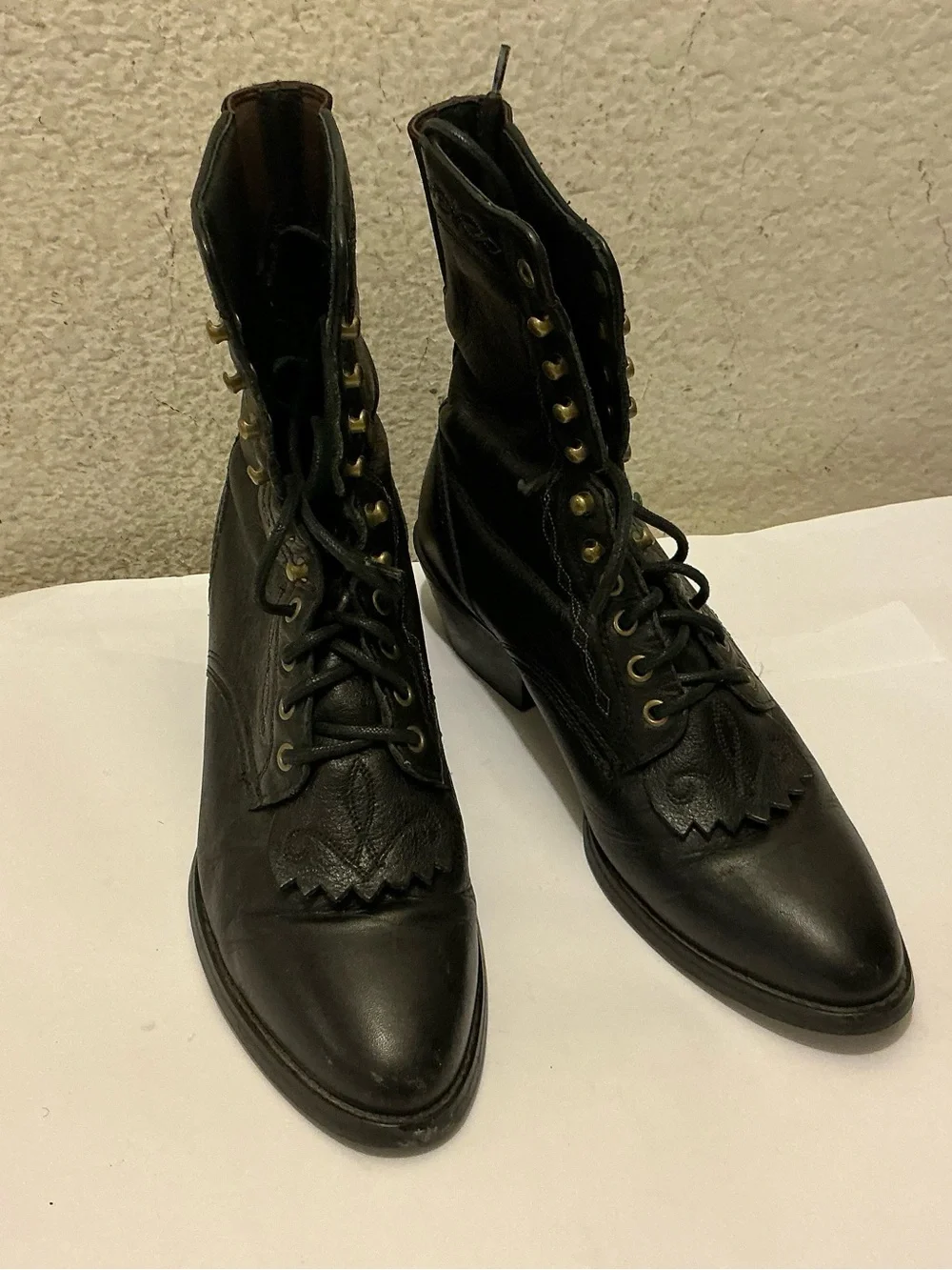 Ariat Black Leather Lace-Up Western Kiltie Ankle Boots